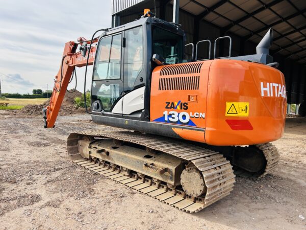 2021 Hitachi ZX 130 LCN Zaxis 6 Tracked Excavator V Tidy Machine Only 2082 Hrs