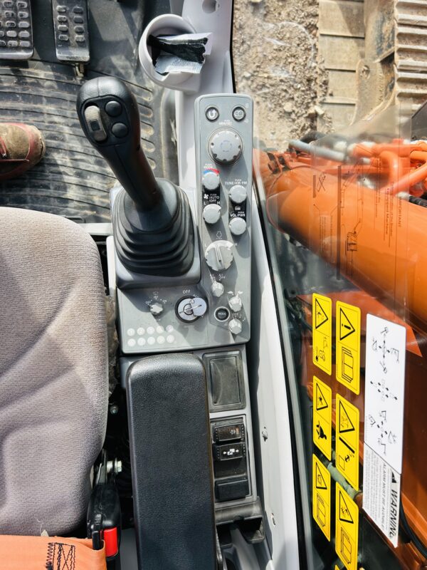 2021 Hitachi ZX 130 LCN Zaxis 6 Tracked Excavator V Tidy Machine Only 2082 Hrs