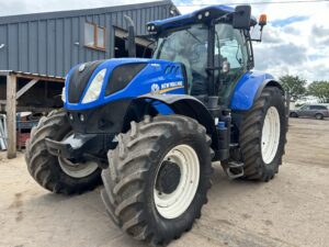 2017 New Holland T7.245 Auto-Command Only 4362 hrs Nice Tidy Tractor