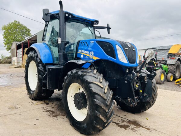 2020 New Holland T7.230 Auto-Command With Front Linkage & PTO Tidy Tractor