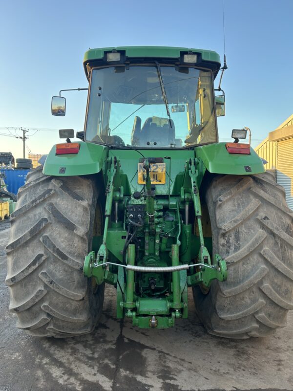 1995 John Deere 8200 Tractor 9162 hrs. Very Good Condition For Age